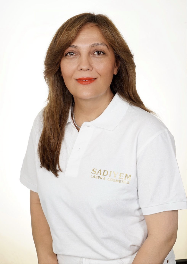 Portrait of Sadiye Balaban, Laser-Haarentfernungsexpertin